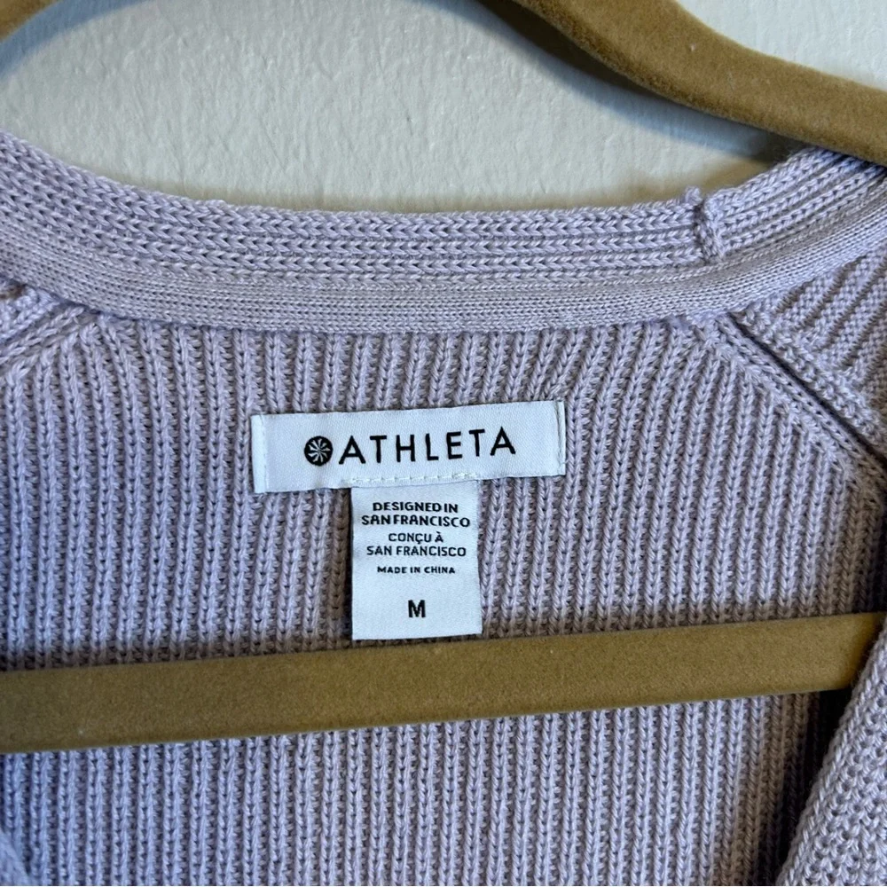 Athleta Hanover Merino Wool Blend V Neck Knit Sweater Size M Lavender - Picture 3 of 8
